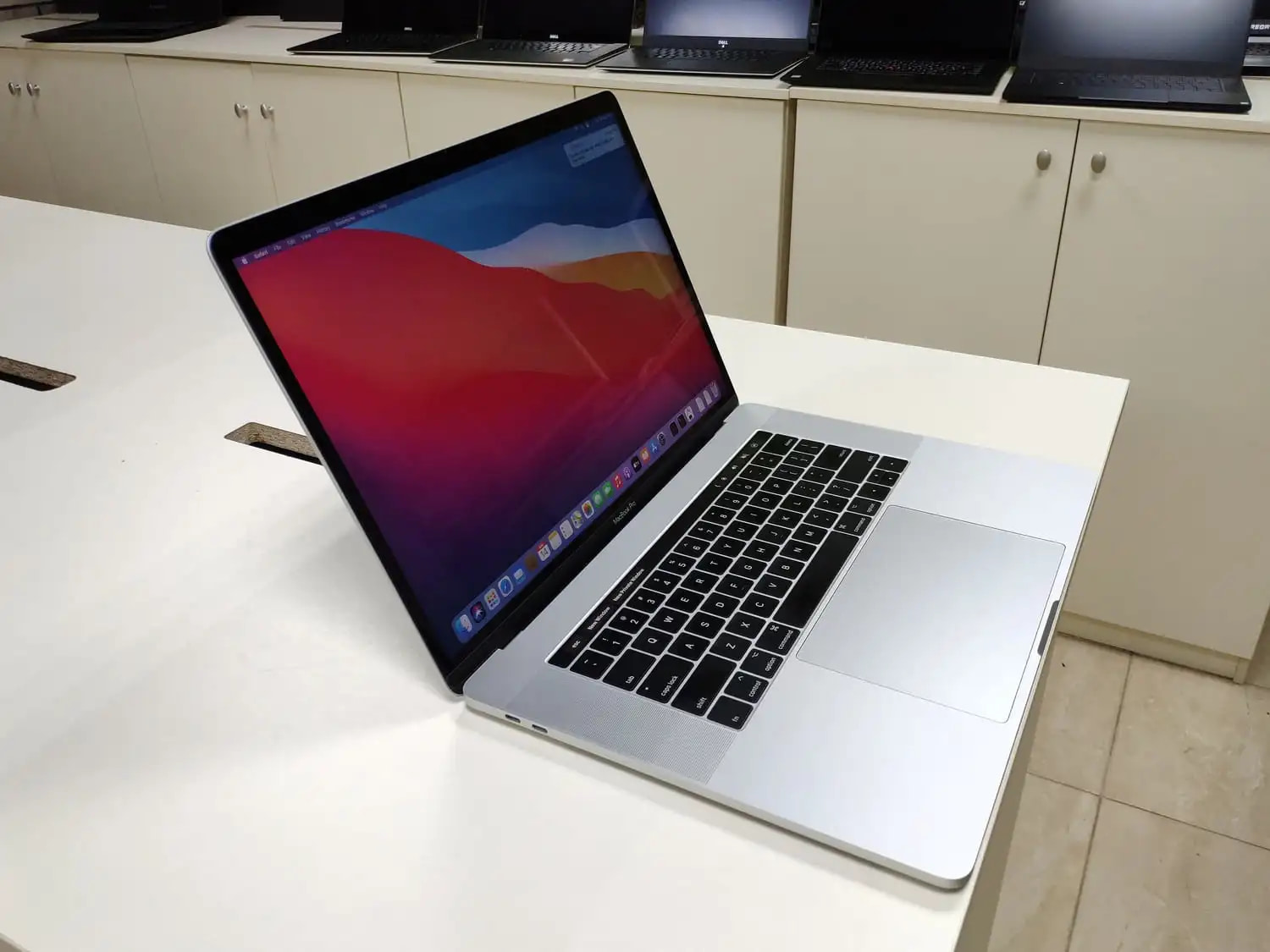 ᐈ б/у MacBook Pro 2017 купити у Львові ❱❱❱ МакБук Про 2017 бу